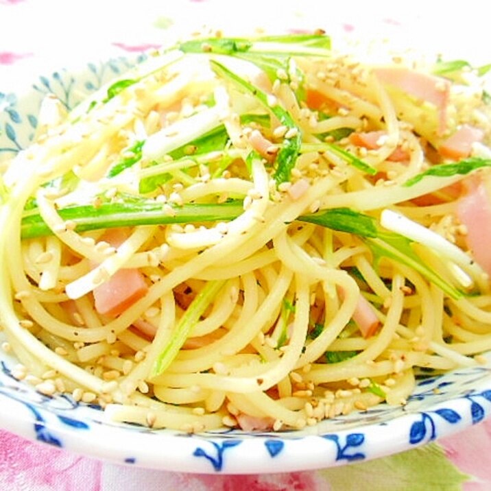 ❤水菜とハムのガリバタ・醤油・パスタ❤